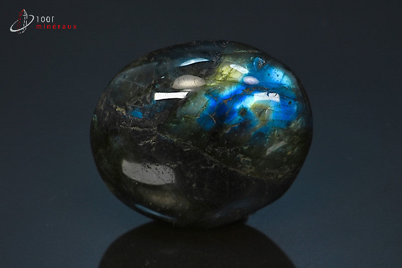 Minéral poli de labradorite de Madagascar