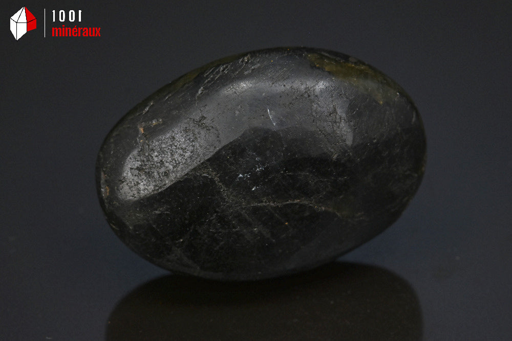 Minéral poli de labradorite de Madagascar