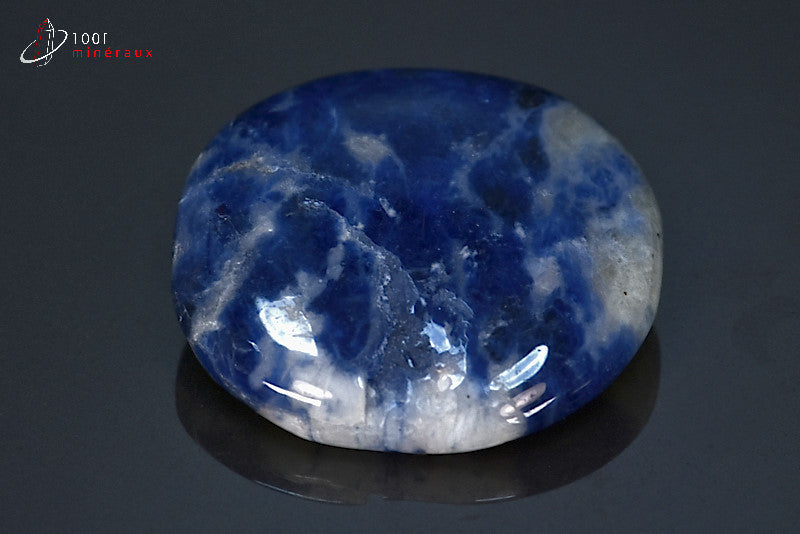 Minéral poli de sodalite bleue de Namibie