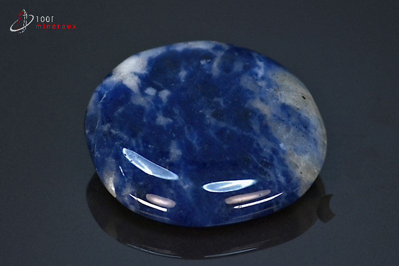 Minéral poli de sodalite bleue de Namibie