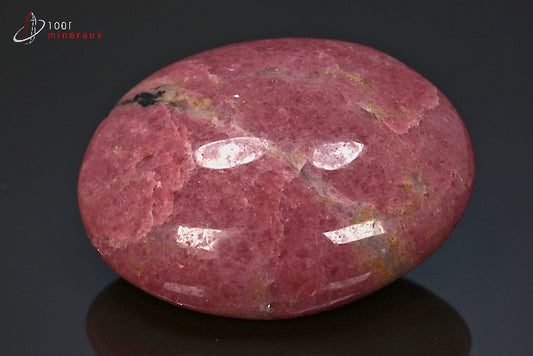 Minéral poli de rhodonite rose de Madagascar