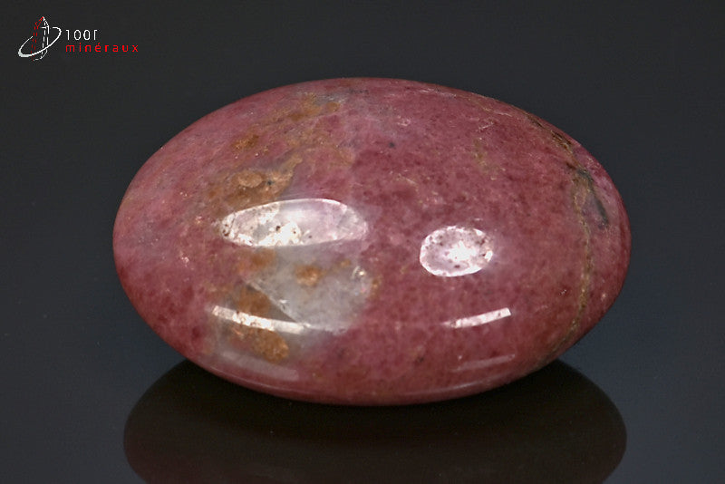 Minéral poli de rhodonite rose de Madagascar