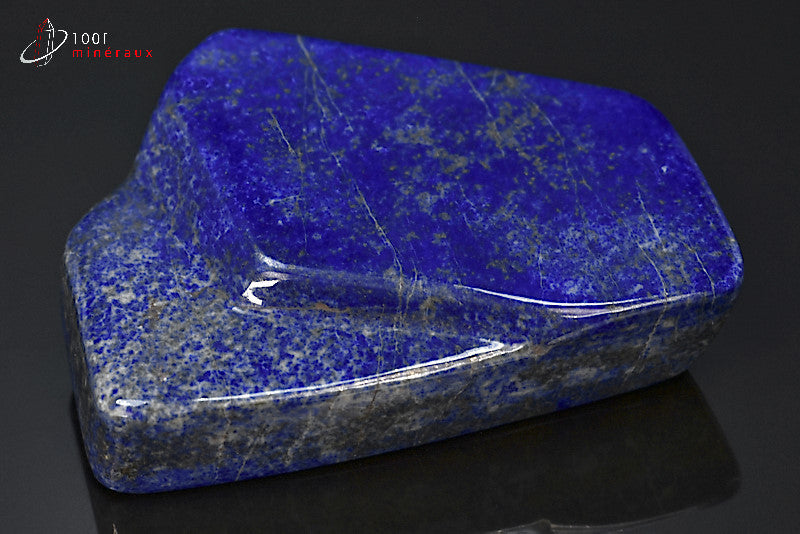 Minéral poli de lapis-lazuli en forme libre d'Afghanistan