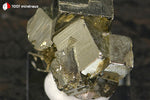 Pyrite cristallisée du Pérou (agrégat de 9 cristaux cubiques, sur socle) - 23 g / BN917 - Vignette | 1001 minéraux
