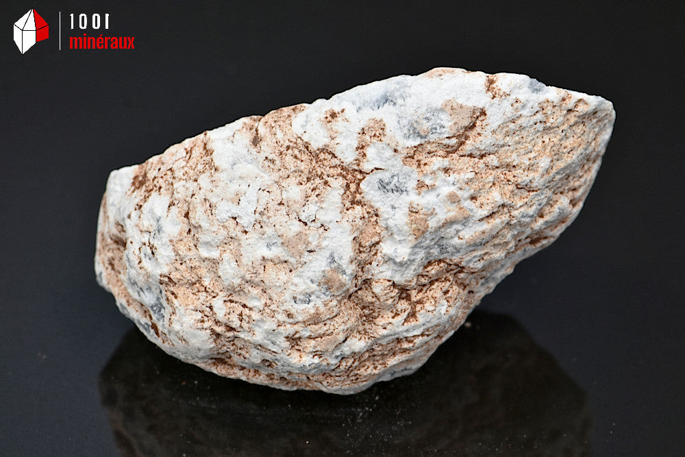 Minéral d'angélite bleue brute du Pérou