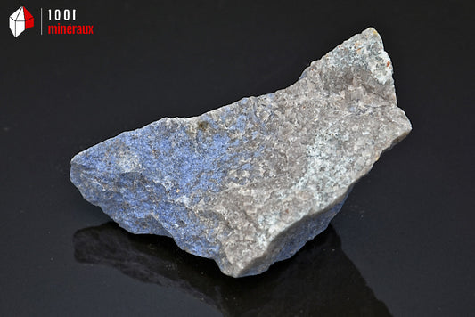 Minéral brut de dumortiérite bleue du Brésil