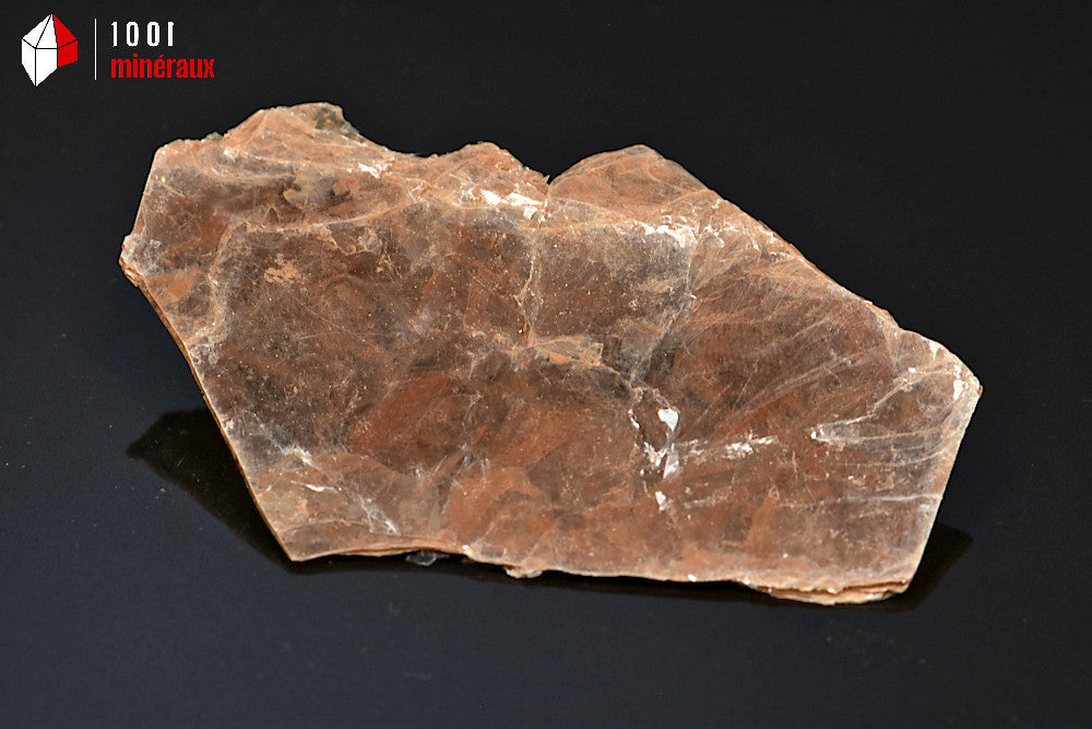 Minéral cristallisé de muscovite ou mica de Madagascar