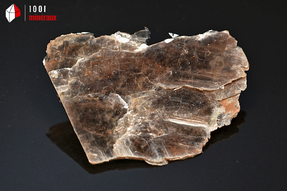 Minéral cristallisé de muscovite ou mica de Madagascar