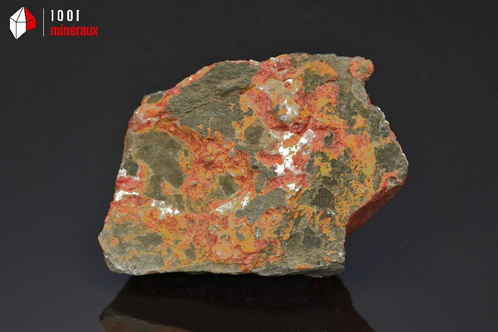 Minéral brut d'orpiment des Etats-Unis