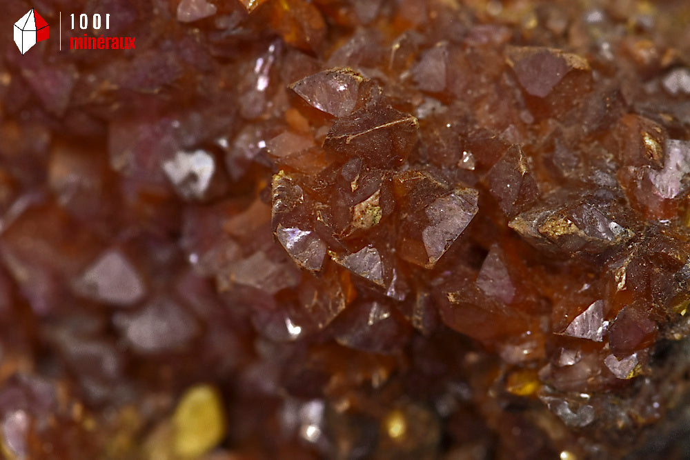 Minéral cristallisé d'orpiment des Etats-Unis