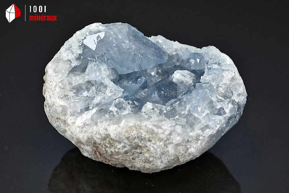 Minéral cristallisé de célestine de Madagascar