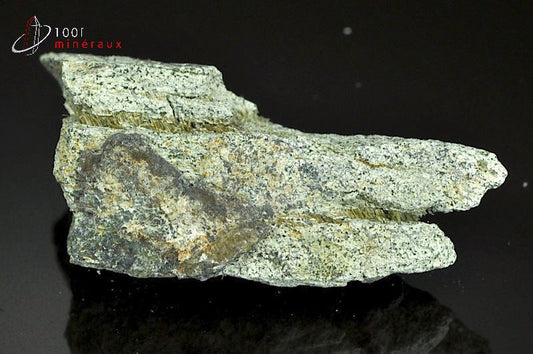 Minéral brut de serpentine verte du Brésil