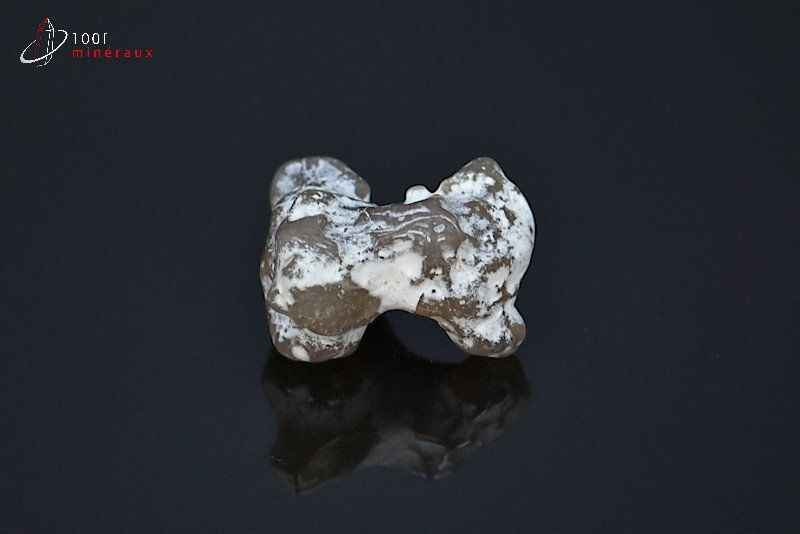 Agate peau de serpent Brésil - Détail des taches blanches laiteuses sur fond gris translucide - 6 g
