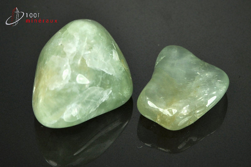 Minéral poli de prehnite verte du Mali