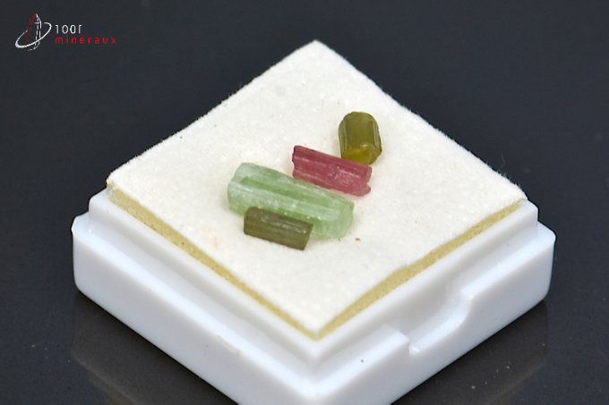 tourmaline rose verte mineraux