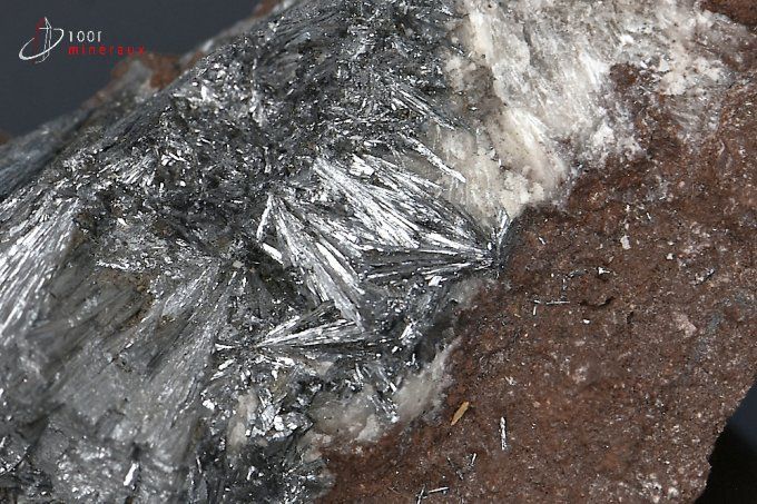 pyrolusite_manganese_mineraux