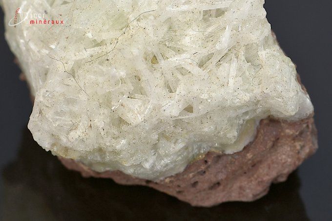 scolecite_mineraux_cristaux