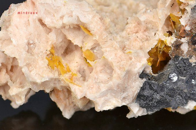 wulfenite_cristaux_mineraux