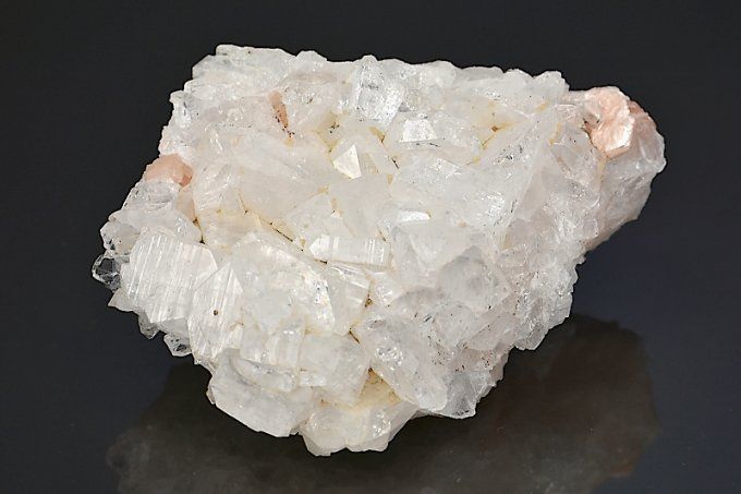 apophyllite_mineraux_cristaux