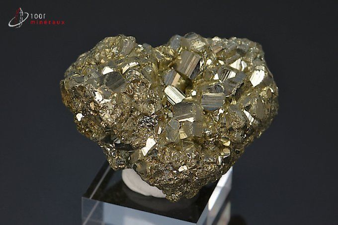 pyrite-octaedrique-mineraux-cristaux