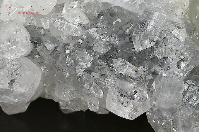 apophyllite_mineraux_zeolite