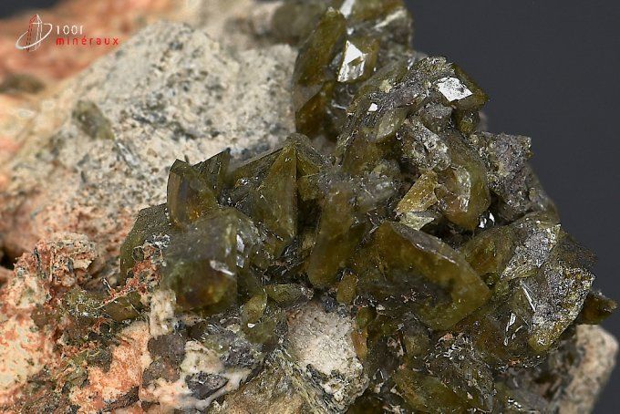 titanite_sphene_mineraux_cristaux