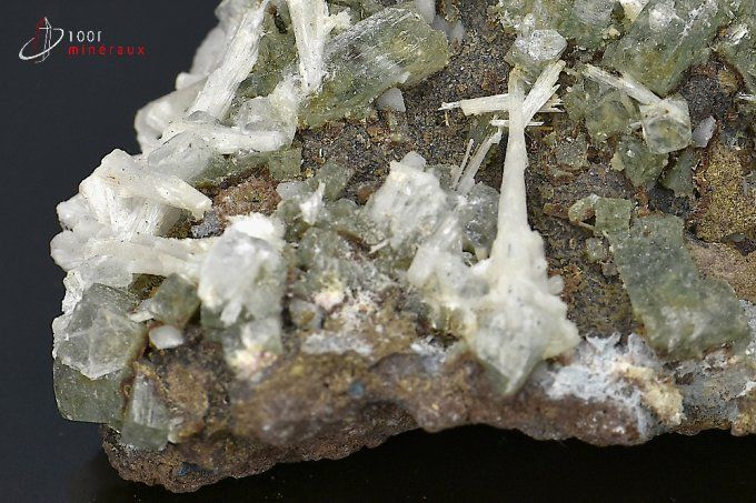 apophyllite_mineraux_scolecite_cristaux