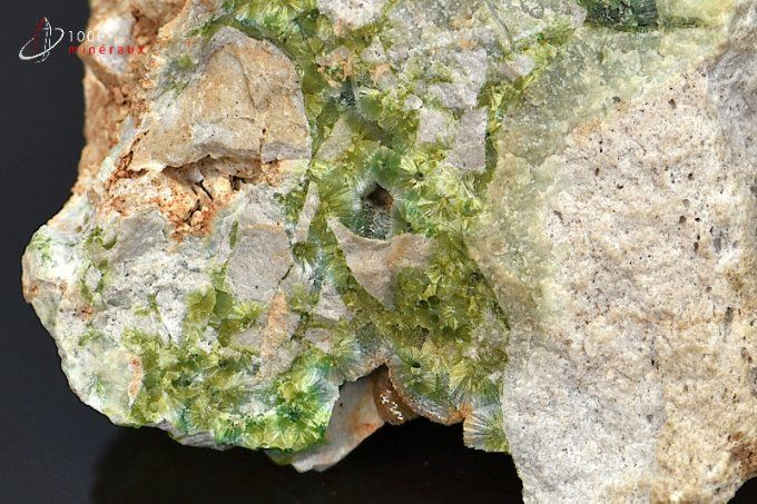 wavellite cristaux mineraux