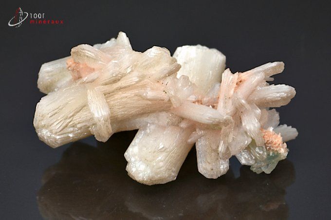 apophyllite-stilbite-mineraux-cristaux