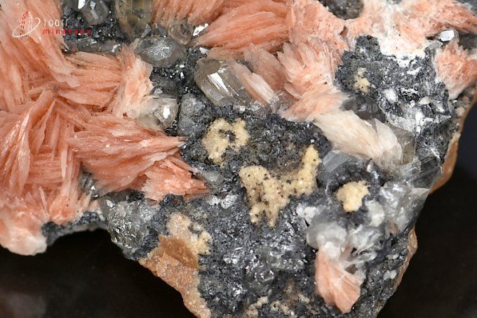 baryte-cerusite-mineraux-galene-cristaux