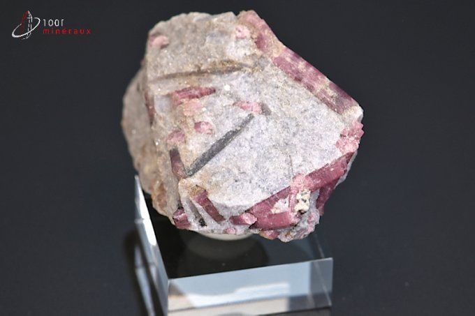 cristaux-rubellite-tourmaline-mineraux