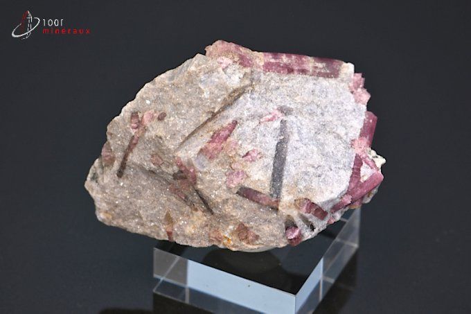 cristaux-rubellite-tourmaline-mineraux