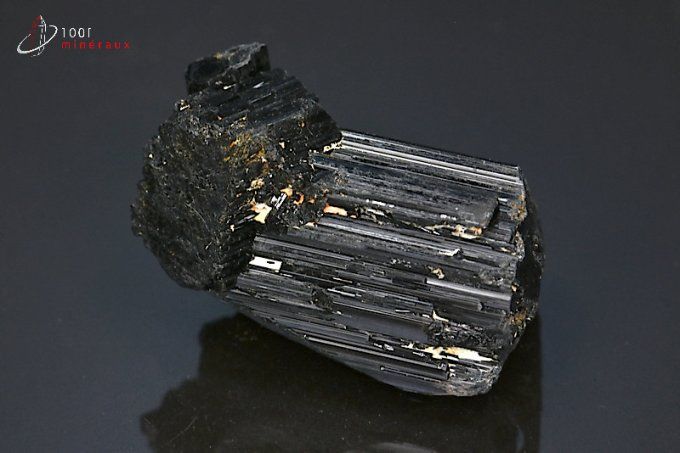 tourmaline mineraux cristaux