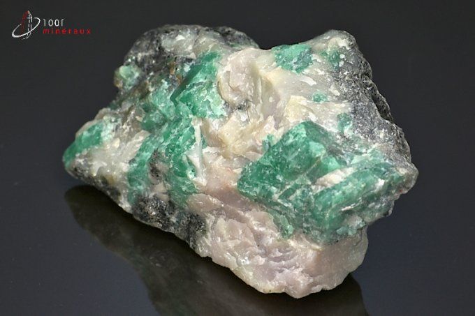 emeraude-biotite-mineraux-cristaux