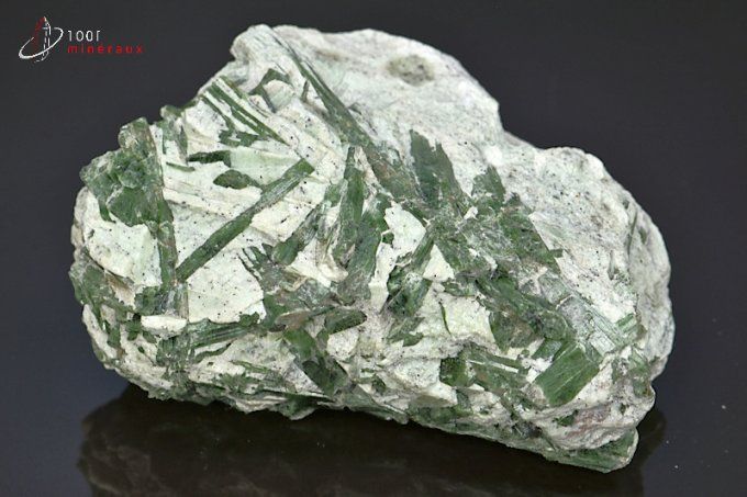 actinolite-mineraux-cristaux