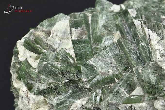 actinolite-mineraux-cristaux