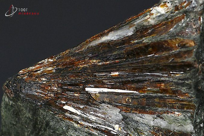 astrophyllite_mineraux_cristaux