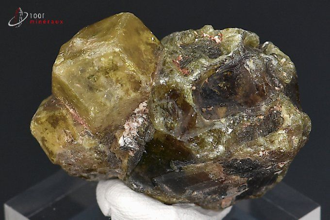 andradite_grenat_mineraux_cristaux