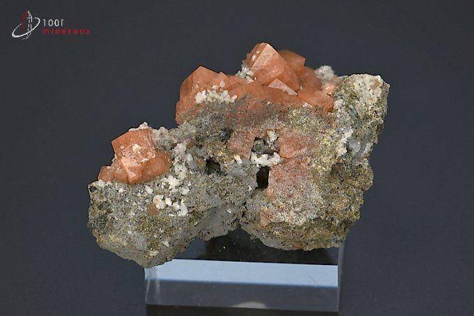 chabazite_calcium_mineraux_cristaux