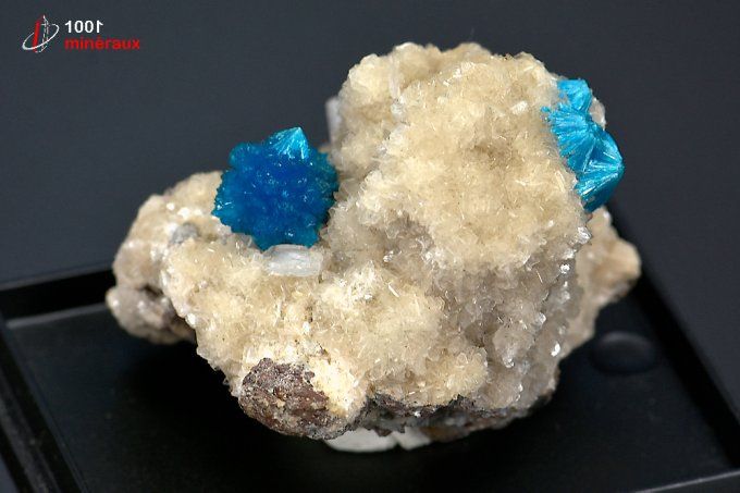 cavansite_heulandite_cristaux_mineraux