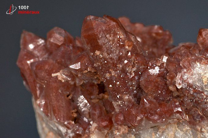 quartz-hematoide-mineraux-cristaux