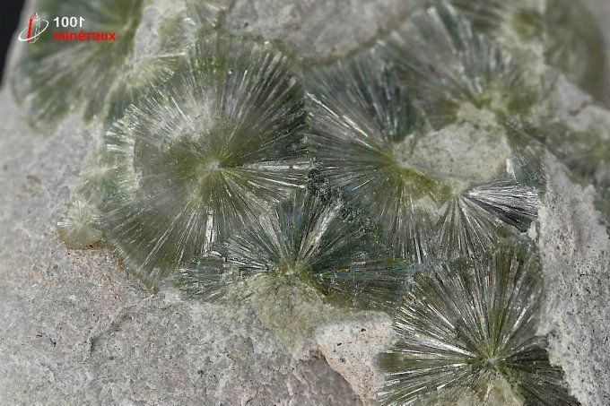 wavellite_mineraux