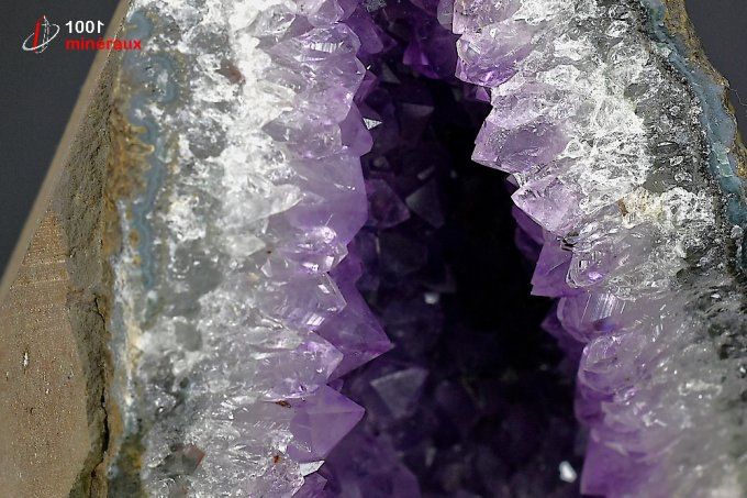 druse_amethyste_cristaux_mineraux