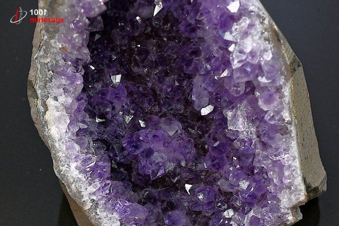 druse_amethyste_cristaux_mineraux