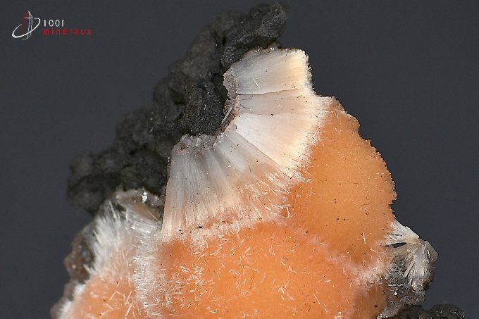 thomsonite_quartz_cristaux_mineraux