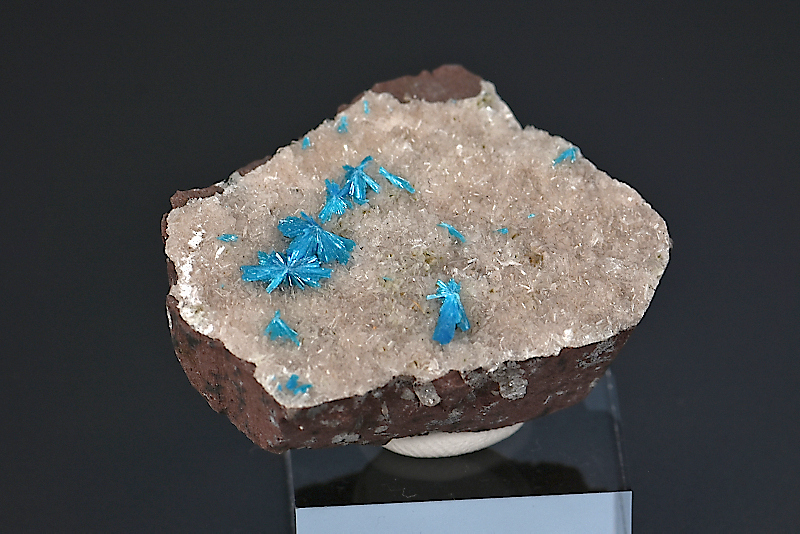 Cavansite sur Heulandite